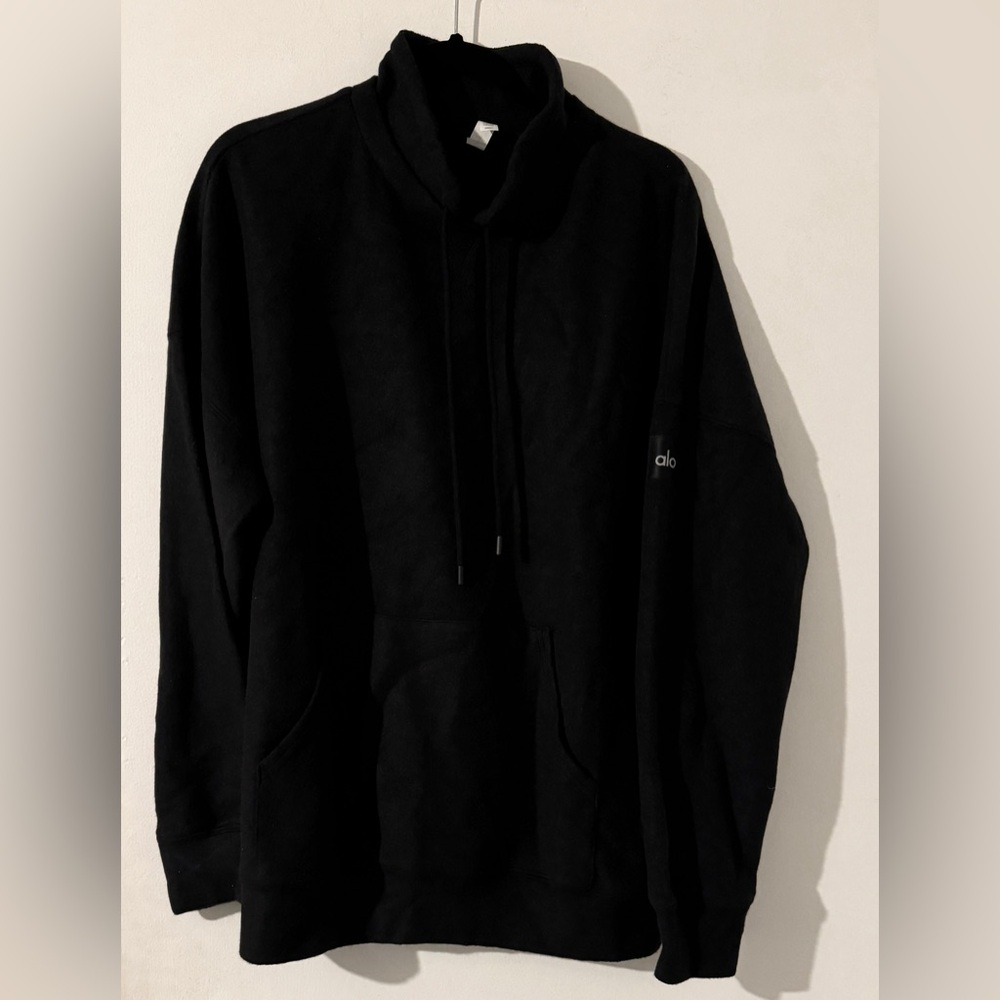 ALO Yoga Classic Black Sweater